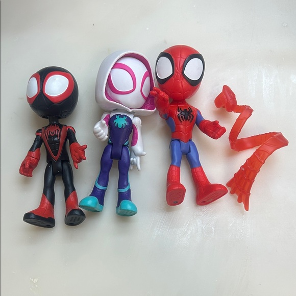 Other - Spider-Man Action Figure Set - Red, Black, Blue